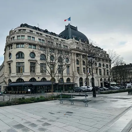 Champs Elysees Malesherbes 아파트